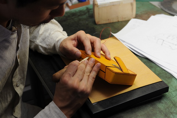 縫い作業 縫い作業
