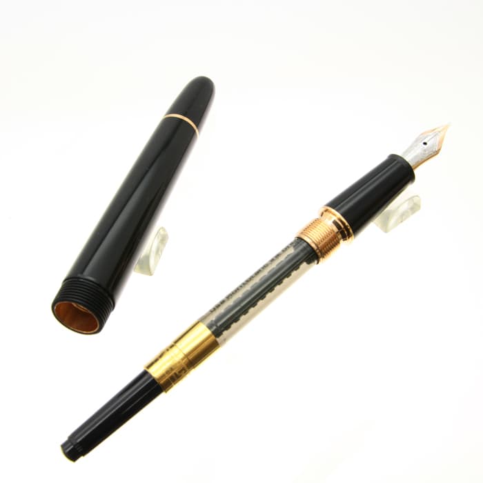 モンブラン　万年筆　14K MONTBLANC（モンブラン） マイスターシュテュック クラシック 144