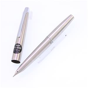 PILOT パイロット　ミュー　 μ 701 PILOT万年筆 μ ミュー701がカッコ良すぎて永久保存する Pilot μ