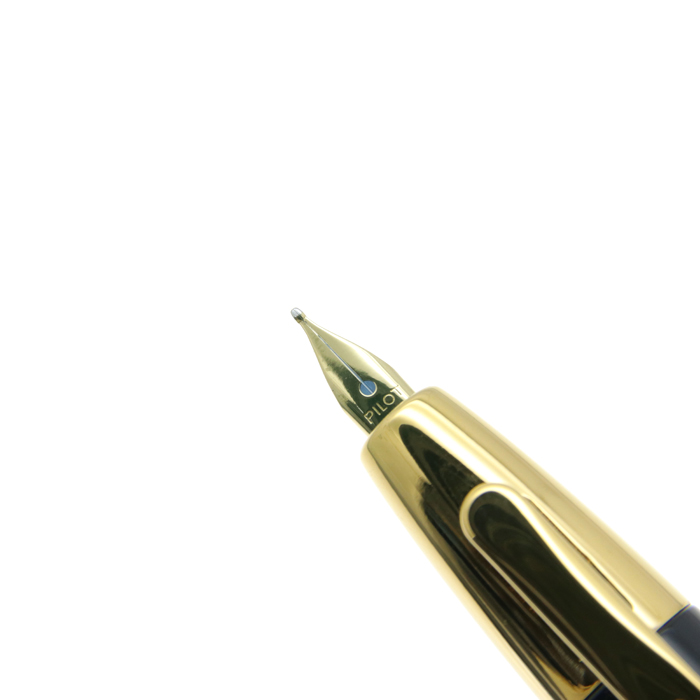 パイロット キャップレス 万年筆 アズール M 2019限定 美品 楽天市場】パイロット 万年筆 キャップレス 木軸 名入れ無料