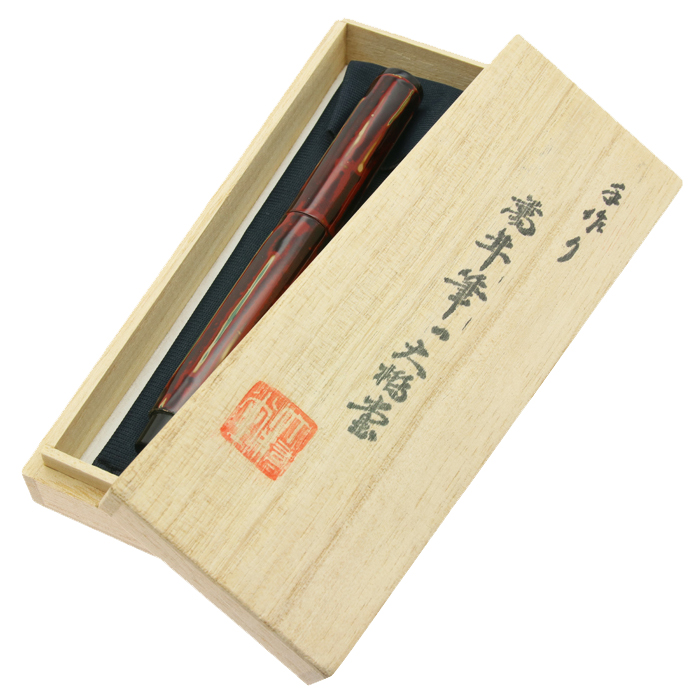 大橋堂 エボナイト削り出し手作り万年筆 14K EF 木製ケース付き 大橋堂 エボナイト削り出し手作り万年筆 14K EF 木製ケース付き 2025年