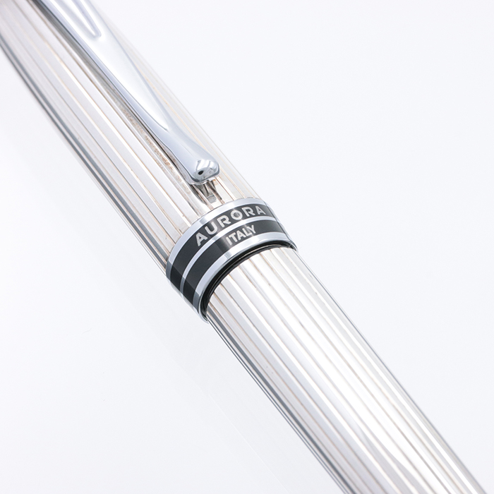 未使用　AURORA イプシロン 万年筆 スターリングシルバー 14金 字幅M 未使用 AURORA イプシロン 万年筆 スターリングシルバー 14金 字幅M
