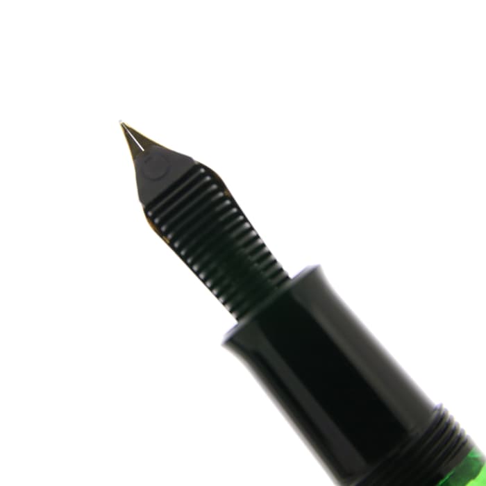 ペリカン　pelikan k18 マウント　エベレスト　M 640 万年筆　新品 ペリカン pelikan k18 マウント エベレスト M 640 万年筆 新品