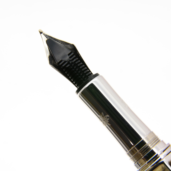 【新品】パール ド カランダッシュ ペルラ 万年筆4290-012 新品極希少 新品】パール ド カランダッシュ ペルラ 万年筆4290-012 新品極希少