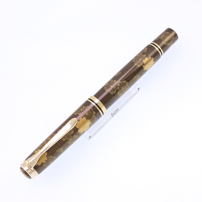 Pelikan ペリカン 万年筆 リミテッドエディション M1000 蒔絵 春秋 中古)Pelikan ペリカン 万年筆 リミテッドエディション M800 蒔絵 加賀