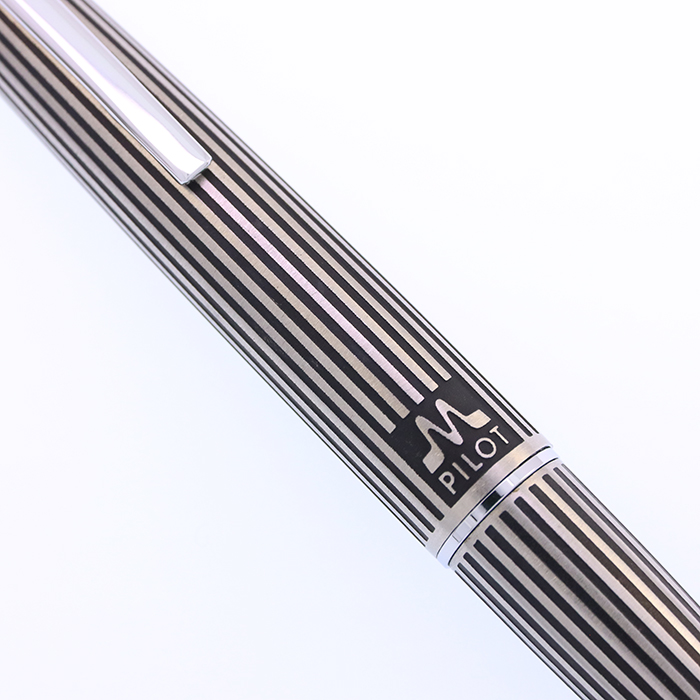 中古)PILOT パイロット 万年筆 ミュー ストライプ 細字（商品ID