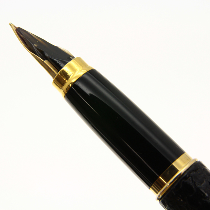 PLATINUM プラチナ 万年筆 革巻き リザード ブラック 中字 18Ｋ 詳細ページ | 万年筆 ボールペンなど高級筆記具の販売・買取