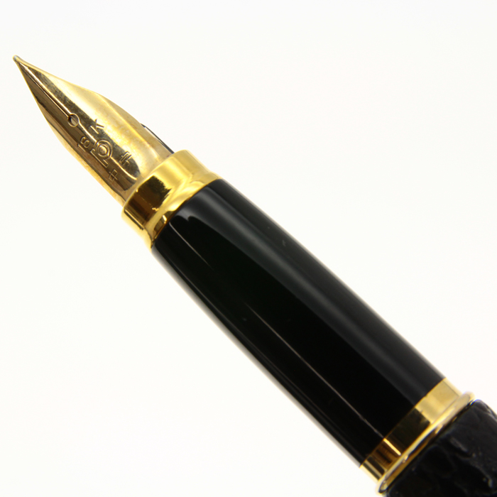 PLATINUM プラチナ 万年筆 革巻き リザード ブラック 中字 18Ｋ 詳細ページ | 万年筆 ボールペンなど高級筆記具の販売・買取