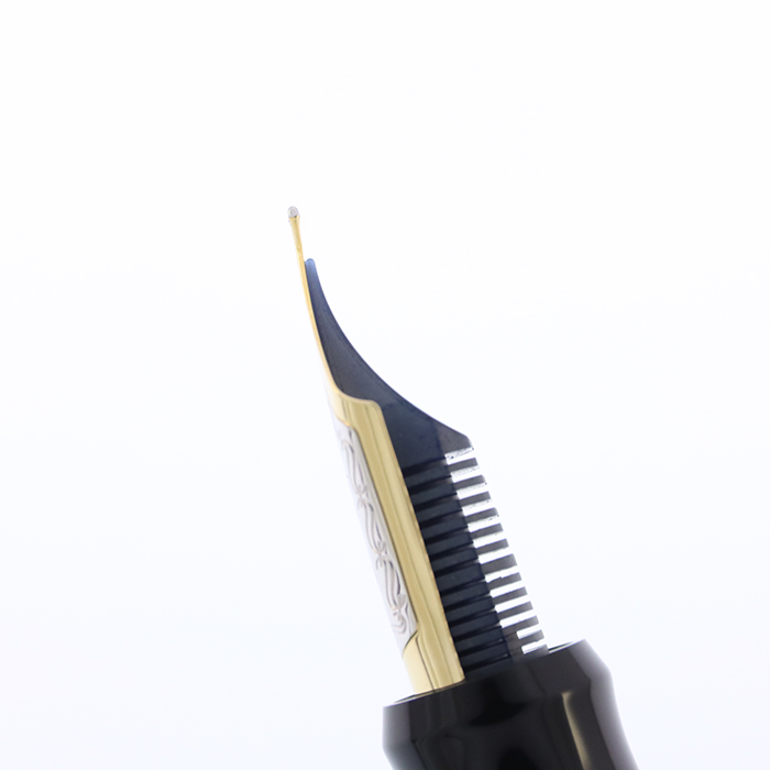 中古)PILOT パイロット 万年筆 カスタム URUSHI 漆黒 中細字（商品ID