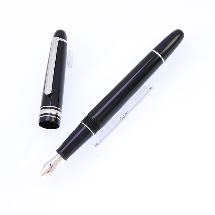 モンブラン マイスターシュテュック P145 万年筆 プラチナライン M