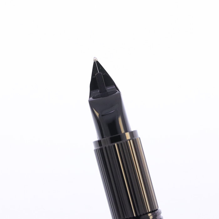 モンブラン MONTBLANC  スターウォーカー ブラックコスモス  メタル カートリッジ式万年筆 中古)MONTBLANC モンブラン 万年筆 スターウォーカー ブラックコスモス