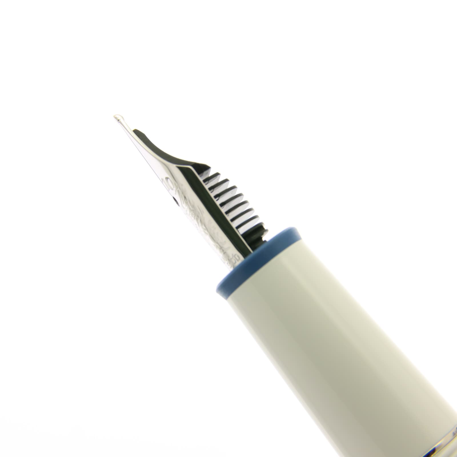 美品✨モンブラン マイスターシュティック 144 万年筆 中白 クラッシック モンブラン万年筆 マイスターシュテュック144 中白F・EF相当 ≪在庫