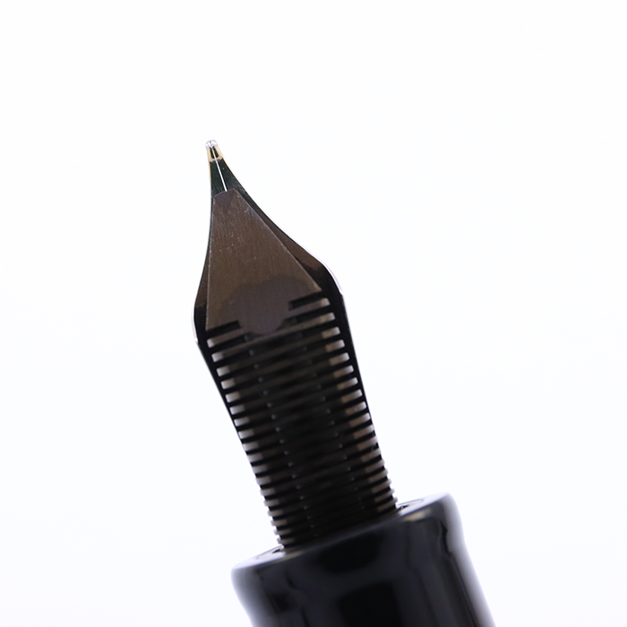 デルタ 万年筆 ドルチェビータ オーバーサイズ バーメイル B 中古)DELTA デルタ 万年筆 ドルチェビータ スリム F（商品ID