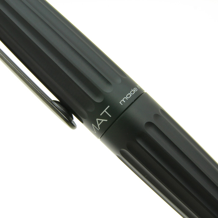 新品)DIPLOMAT ディプロマット 万年筆 アエロ ブラック 14K M（商品ID