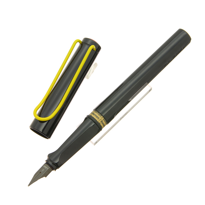 LAMY Safari 日独友好150周年記念　万年筆　字幅F LAMY Safari 日独友好150周年記念万年筆字幅F