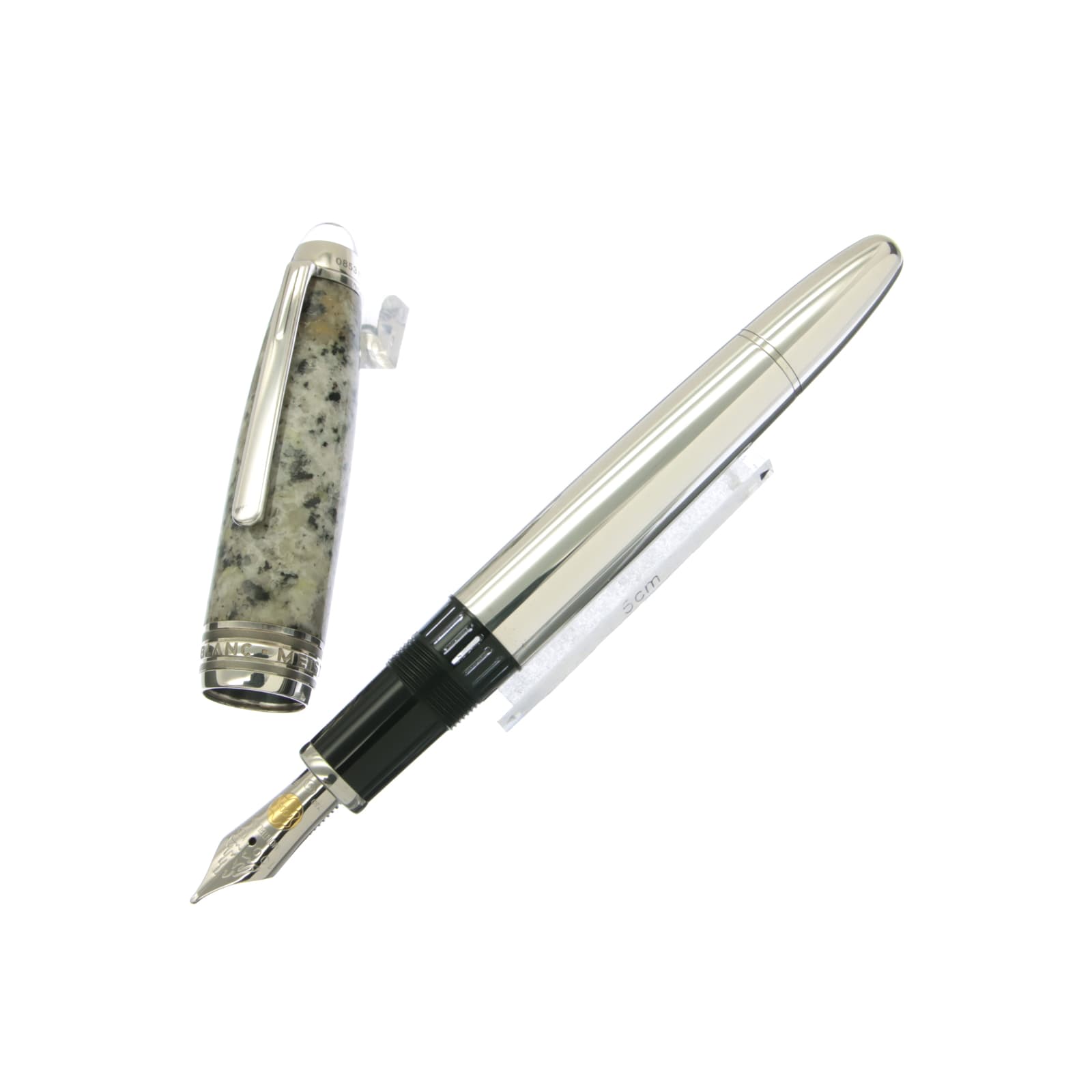 希少 MONTBLANC ホワイトスター マイスターシュテュック A4ブリーフ 純白がもたらす新たな定番。モンブラン「マイスターシュテュック