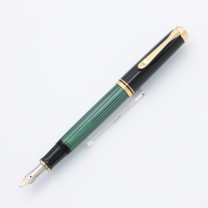 新品未使用⭐︎万年筆⭐︎pelikanペリカン⭐︎green stripe