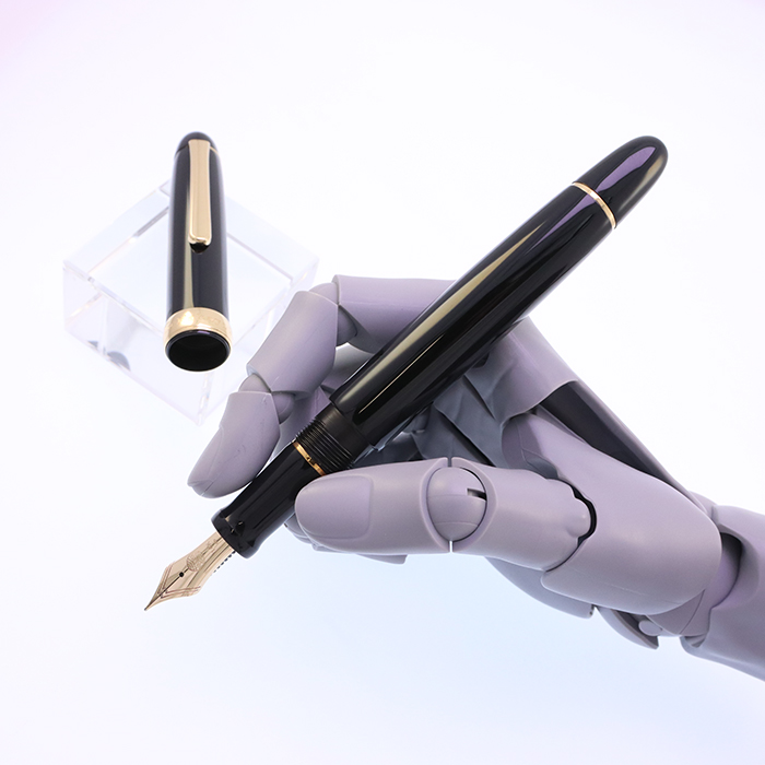 中屋万年筆廃盤バランスコントロールクロロ中字、ノーマルタイプ漆クロロ万年筆細字 中屋万年筆廃盤バランスコントロールクロロ中字、ノーマルタイプ