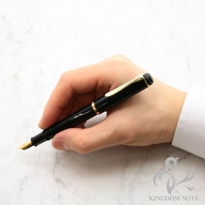 新品)Pelikan ペリカン 万年筆 クラシック M200 ブラック（商品ID