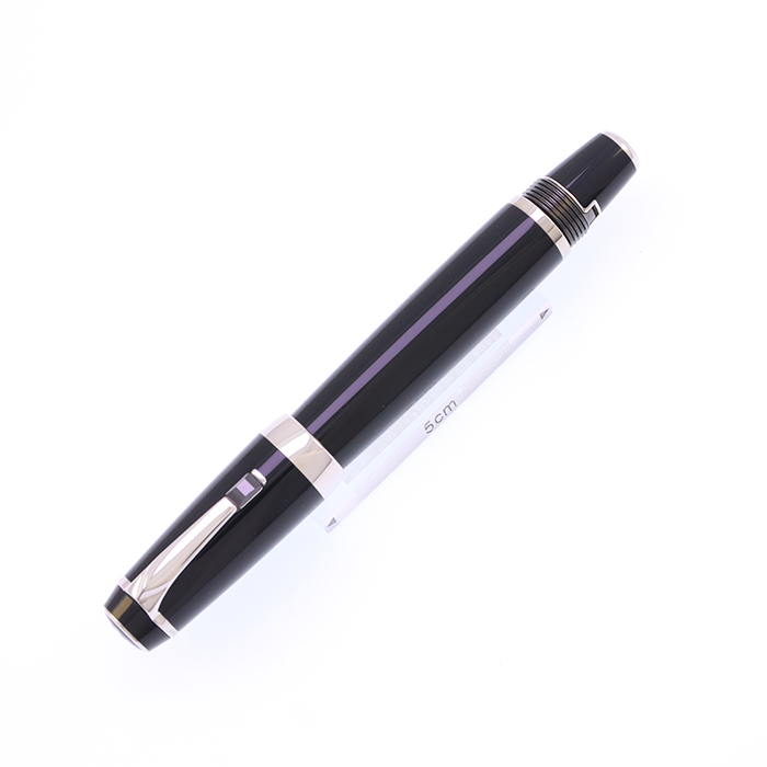 正規品！montblanc bohemeモンブラン ボエム ノワール 万年筆 新品