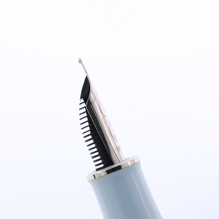 中古)Pelikan ペリカン 万年筆 自然の美観シリーズ M640 エターナル