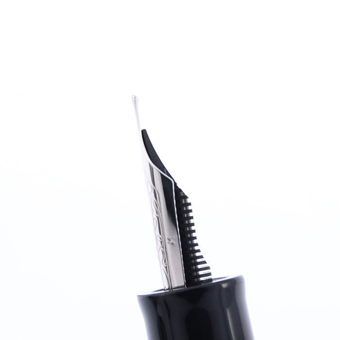 中古)DELTA デルタ 万年筆 ドルチェビータ ミディアム ソワレ 18K/M