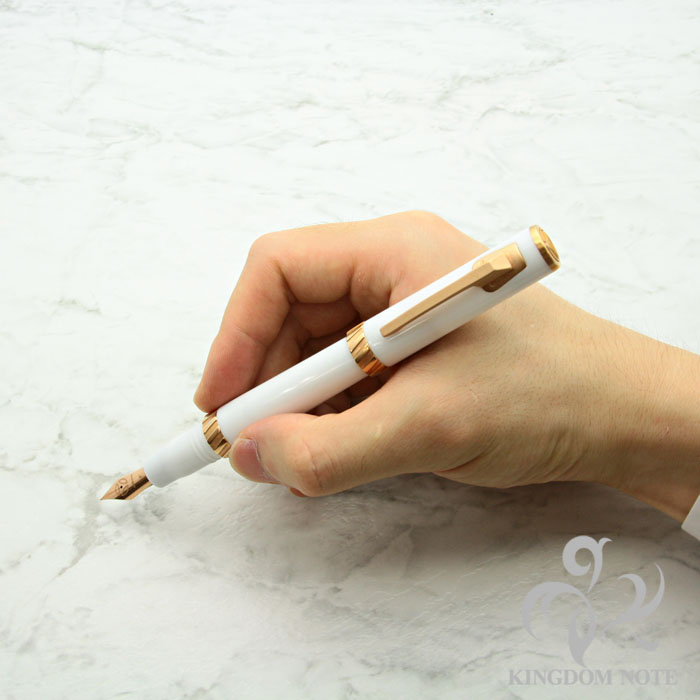 デルタ ボールペン MOMO DESIGN トルク White