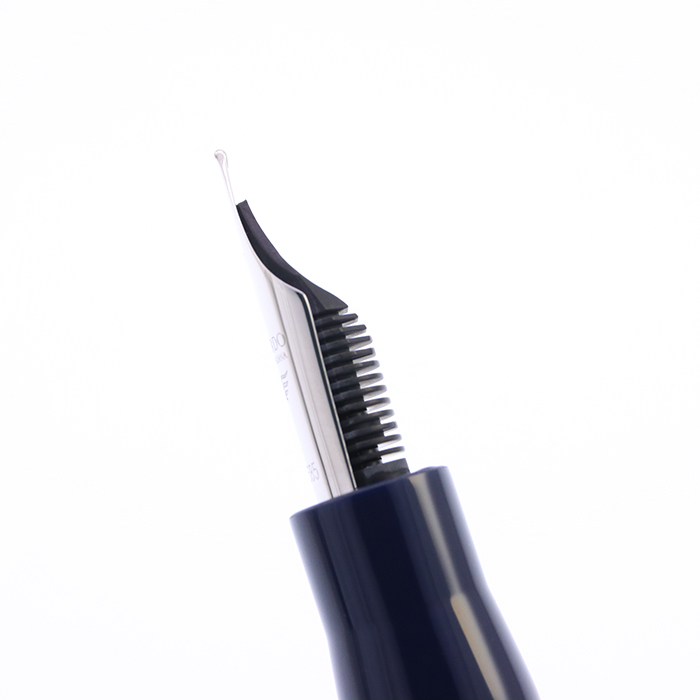 LEONARDO レオナルド モーメントゼロ14KFPトラモントGT 万年筆 中古)Leonardo Officina Italiana レオナルド 万年筆 モーメントゼロ