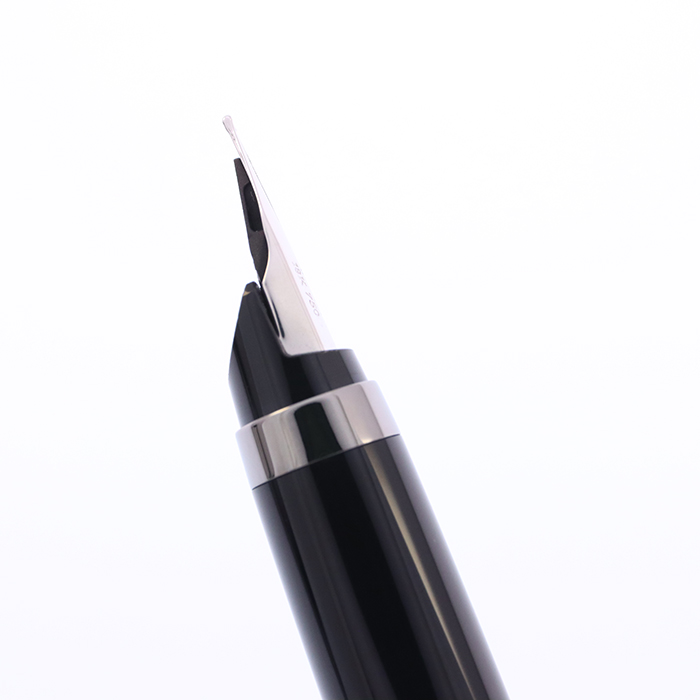 中古)Montegrappa モンテグラッパ 万年筆 ネロウーノ リネア