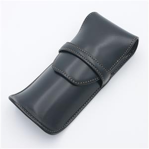 黒い万年筆とレザーケース　パイロット　743 B ペンケース　ワイルドスワン 黒い万年筆とレザーケース パイロット 743 B ペンケース