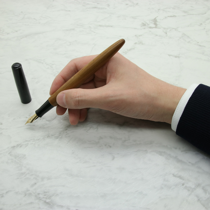 超希少‼️新品未使用‼️PLATINUM 屋久杉万年筆　M(中字) Amazon | プラチナ万年筆 万年筆 #3776屋久杉 細字 PTB-50000YN