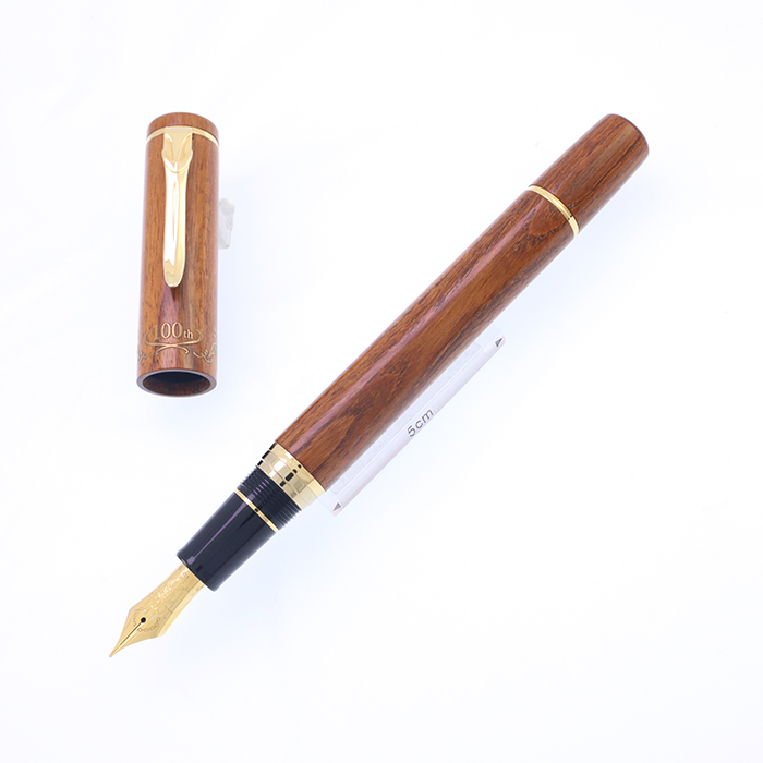 【2024最新作】 中古)SAILOR セーラー 万年筆 創立100周年記念 島桑 中字（商品 筆記具
