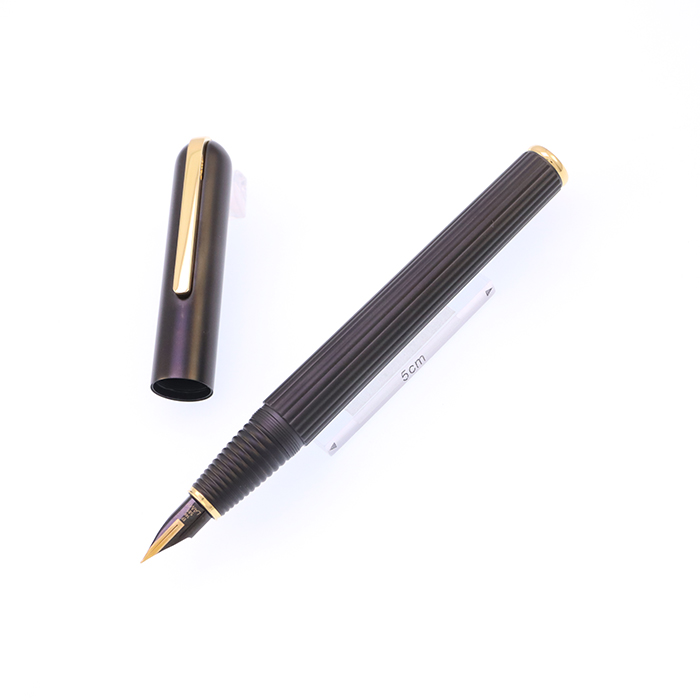 LAMY PERSONA ペルソナ 万年筆 14K M 中字 マリオ ベリーニ 中古)LAMY ラミー 万年筆 インポリウム ブラック/ゴールド by マリオ