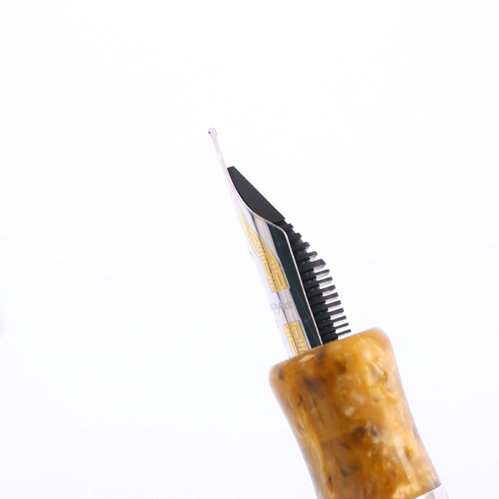 中古)Montegrappa モンテグラッパ 万年筆 リミテッドエディション