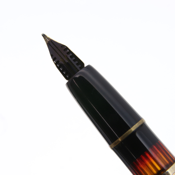 【中古】(モンブラン) MONTBLANC マスターピース モンブラン 万年筆 マスターピース 142 グリーンストライプ MONTBLANC
