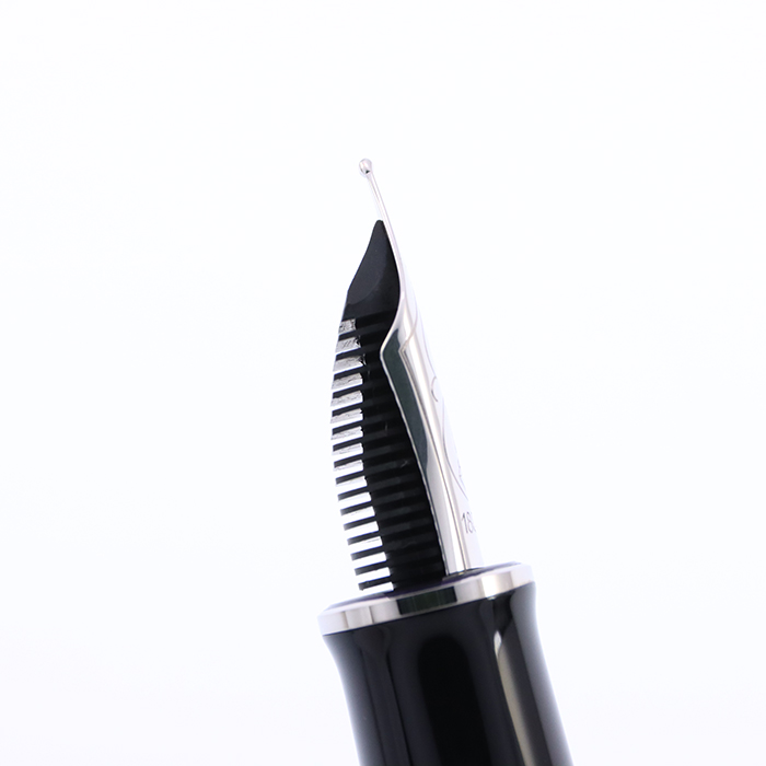 K*s様 中古　万年筆　ペリカン　スーベレーン　M-1000　黒　2015年購入 詳細ページ | 万年筆 ボールペンなど高級筆記具の販売・買取