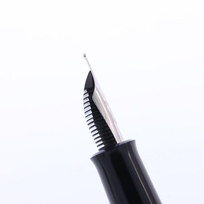 中古)Pelikan ペリカン 万年筆 クラシック M215 ブラック F（商品ID