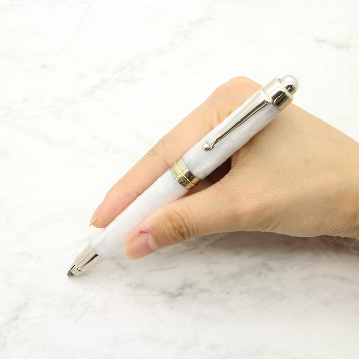 DELTA ボールペン ホワイト 詳細ページ | 万年筆 ボールペンなど高級筆記具の販売・買取