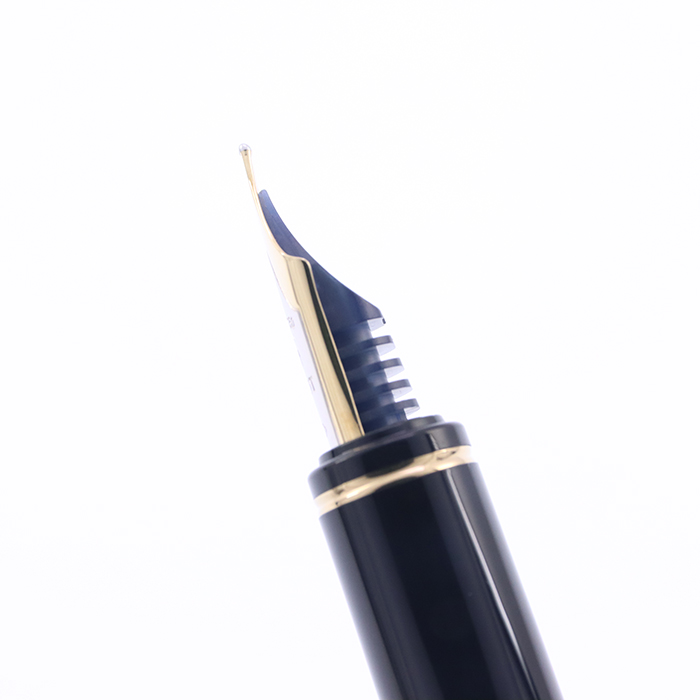 PILOT 廃盤　万年筆 18K M シルバー　グランセ PILOT 廃盤 万年筆 18K M シルバー グランセ PILOT グランセNC