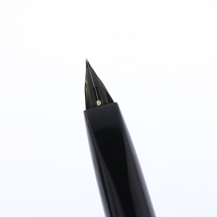PLATINUM 万年筆 18K 中字 ブラック プラチナ 中古)PLATINUM プラチナ 万年筆 唐草柄 ステンレス 18K-WG/中字（商品