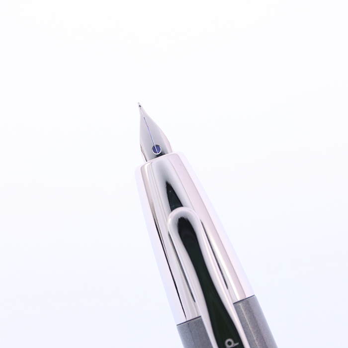 PILOT キャップレスデシモ　 万年筆 F（細）ダークグレーマイカ 中古)PILOT パイロット 万年筆 キャップレス デシモ ダークグレー