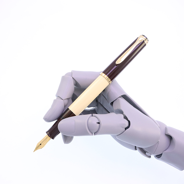 【売れ筋】 中古)Pelikan ペリカン 万年筆 クラシック M200 カフェクリーム 筆記具