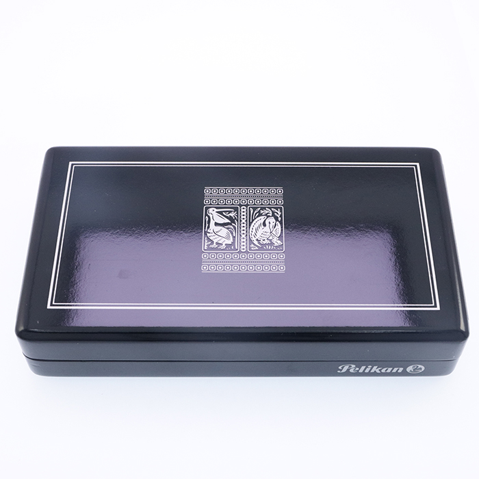M710 トレドブラックの木箱 （Pelikan M710が錆びた