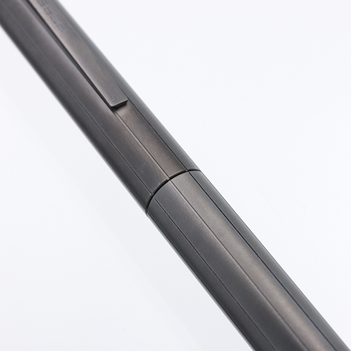 ポルシェデザイン P'3125 グラファイト スリムライン 万年筆 ニブ18金F