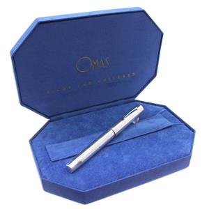 中古 Omas オマス 万年筆 ユニセフ創立50周年記念 サイン フォー チルドレン ジュゼッペ シノーポリ シルバー M 商品id 詳細ページ 万年筆 ボールペンなど高級筆記具の販売 買取 キングダムノート