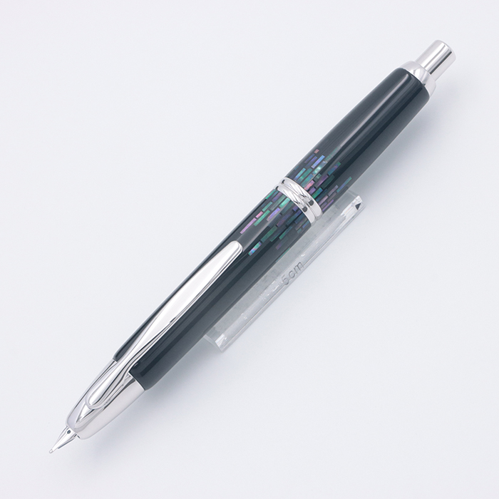 値下PILOT パイロットキャップレス　ノック式　万年筆　ペン先14K ジャンク 値下PILOT パイロットキャップレスノック式万年筆ペン先14K ジャンク
