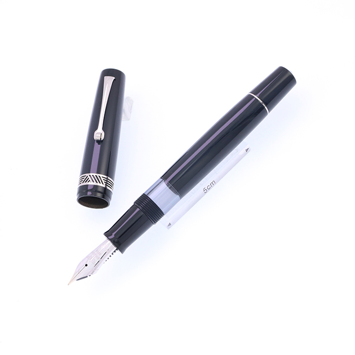 レオナルド「モーメント ゼロ トラモント シルバートリム」ボールペン