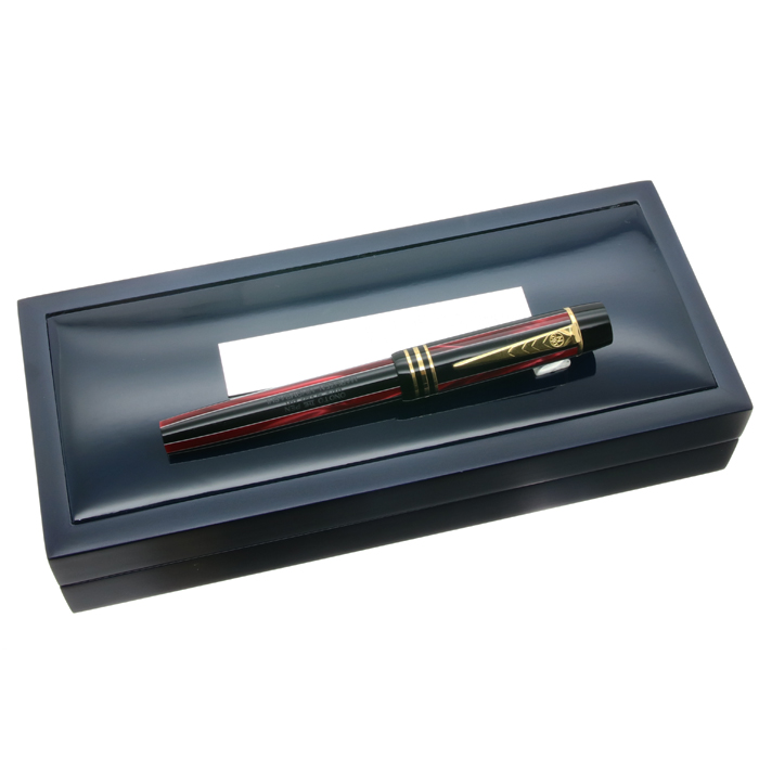 赤と黒のストライプ万年筆 1 赤と黒のストライプ万年筆 1 詳細ページ