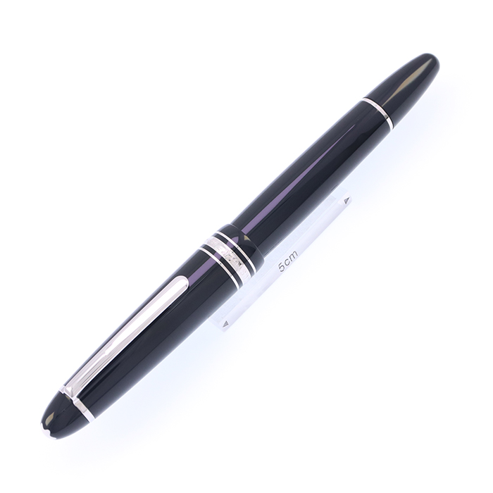 【未使用】モンブラン P146 プラチナコーティング ル・グラン　Ｆ 中古)MONTBLANC モンブラン 万年筆 マイスターシュテュック プラチナ