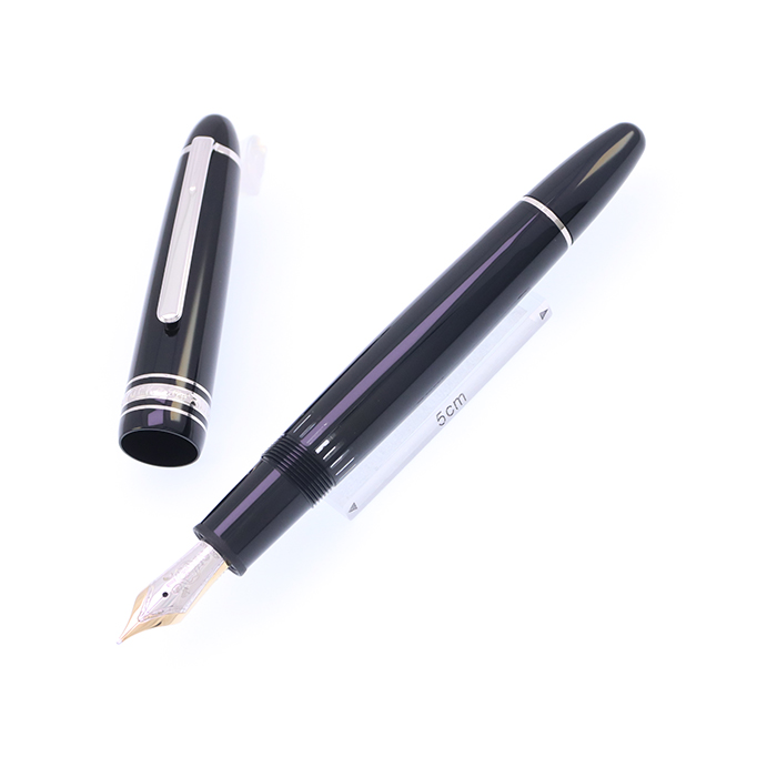 【未使用】モンブラン P146 プラチナコーティング ル・グラン　Ｆ MONTBLANC モンブラン 万年筆 マイスターシュテュック プラチナ